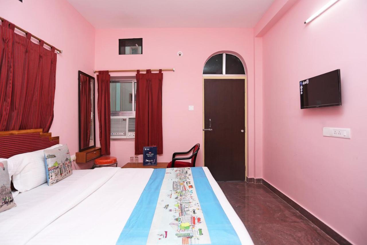 Oyo Hotel Balaram Palace Puri Exterior foto